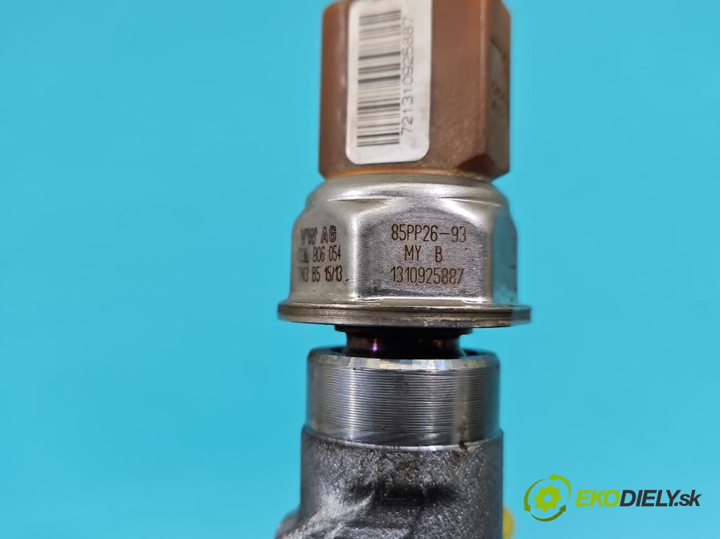 Audi Q3 2011-2018 2.0 tdi 177 HP automatic 130 kW 1968 cm3 5- lišta vstrekovacia 03L130089J (Vstrekovacia lišta)