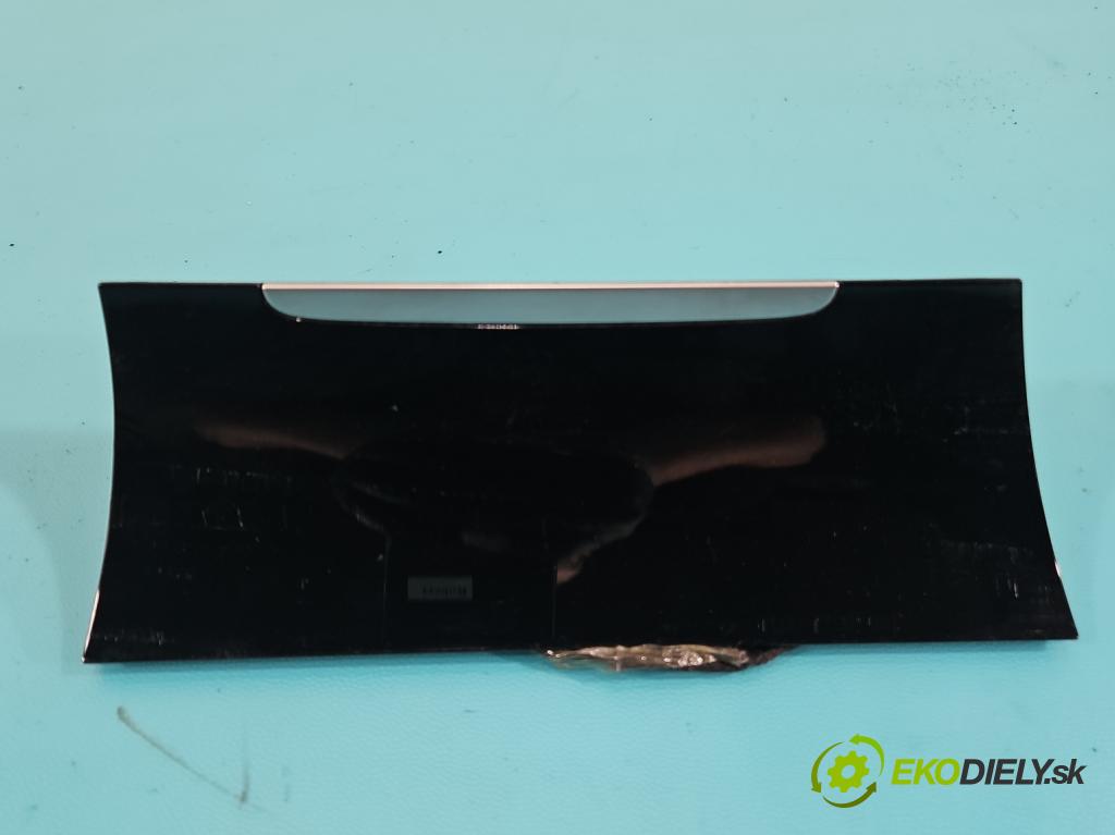 Vw Golf VII 2012-2020 1.4 TSI 150 HP automatic 110 kW 1395 cm3 5- Mřížka: kúrenia stredová 5G1863042 (Mriežka kúrenia (fukár))