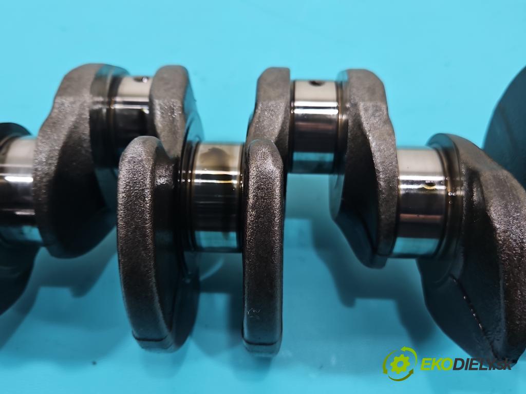 Vw Transporter T5 2003-2015 1.9 tdi 84KM manual 62 kW 1896 cm3 5- hřídel klikový 038101AA (Blok motoru ostatní)