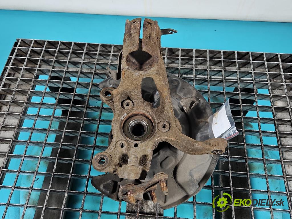 Vw Golf VII 2012-2020 1.4 TSI 150 hp automatic 110 kW 1395 cm3 5- náboj pravé  (Náboj kola)