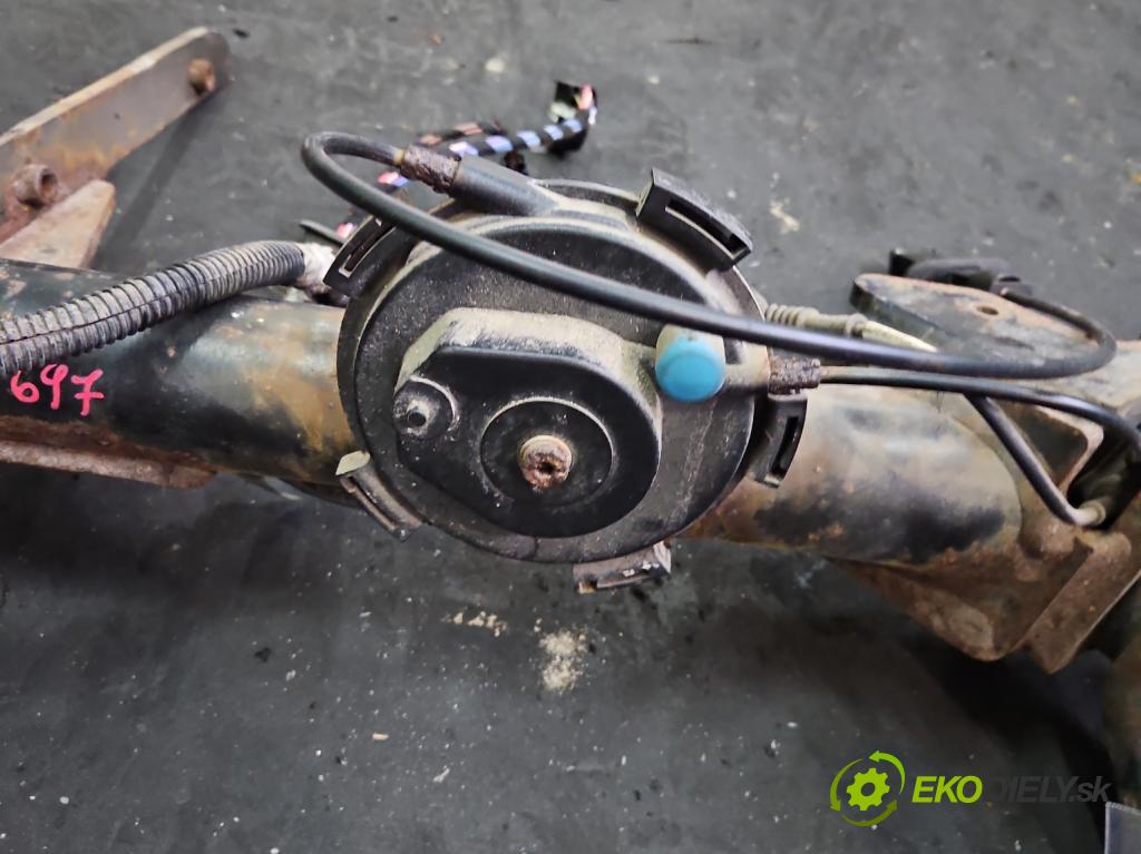 Vw Golf VII 2012-2020 1.4 TSI 150 hp automatic 110 kW 1395 cm3 5- oko tažné  (Tažné zařízení)