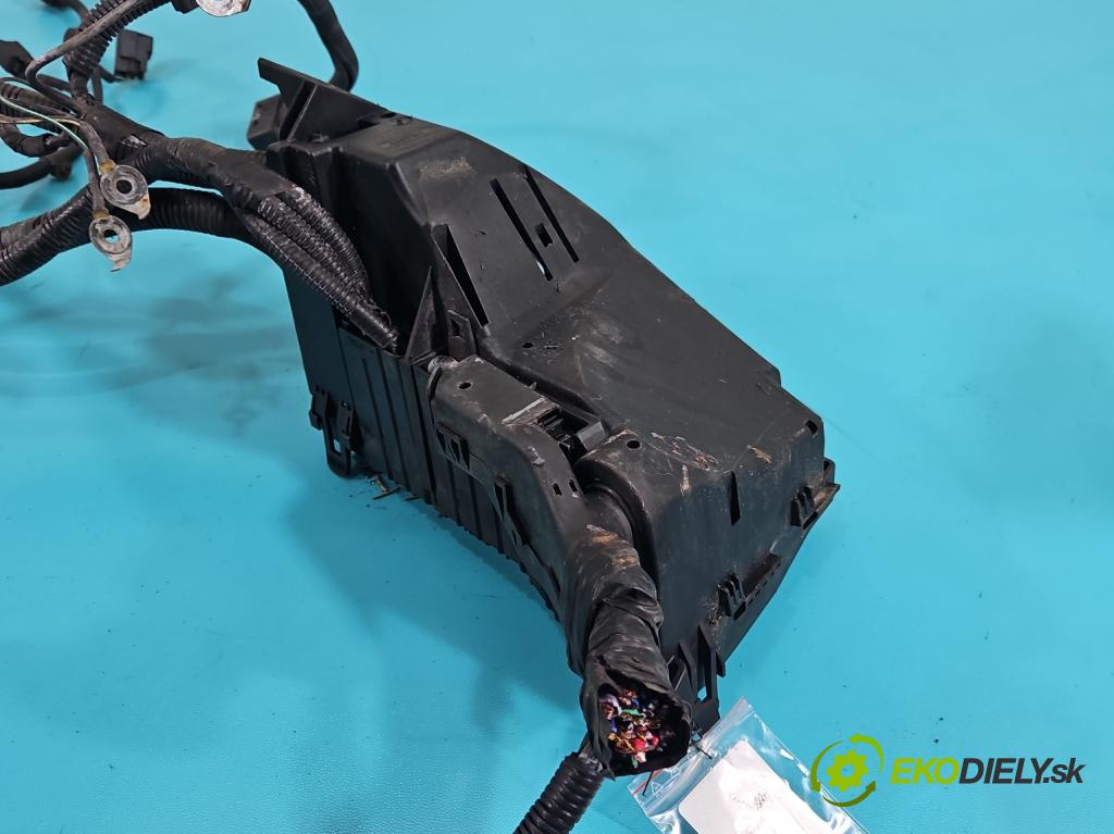 Ford Galaxy Mk2 2006-2015 2.0 tdci 131 hp manual 96 kW 1997 cm3 5- skříňka pojistková 6G9T-14A067-A (Pojistková skříňka)