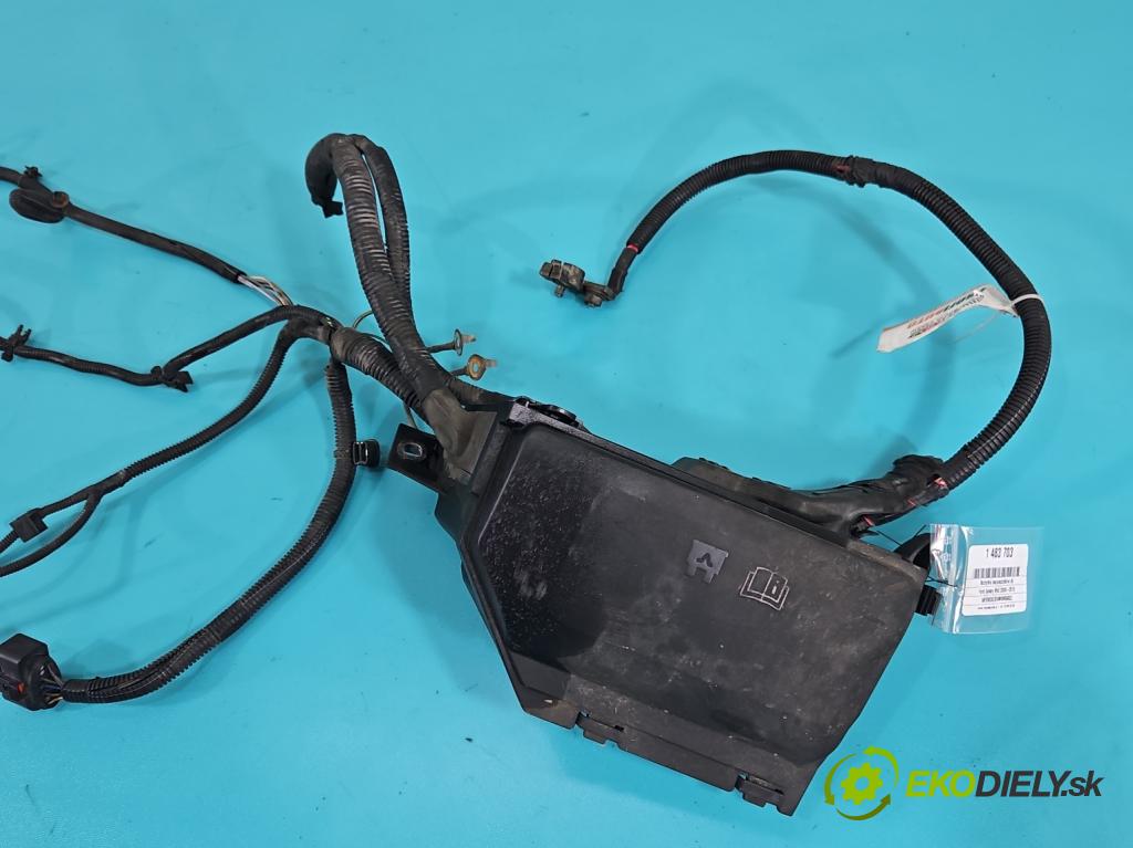 Ford Galaxy Mk2 2006-2015 2.0 tdci 131 hp manual 96 kW 1997 cm3 5- skříňka pojistková 6G9T-14A067-A (Pojistková skříňka)