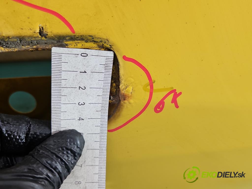 Vw Transporter T5 2003-2015 1.9 tdi 84KM manual 62 kW 1896 cm3 5- zadní kufrové dveře  (Zadní kapota (kufr))