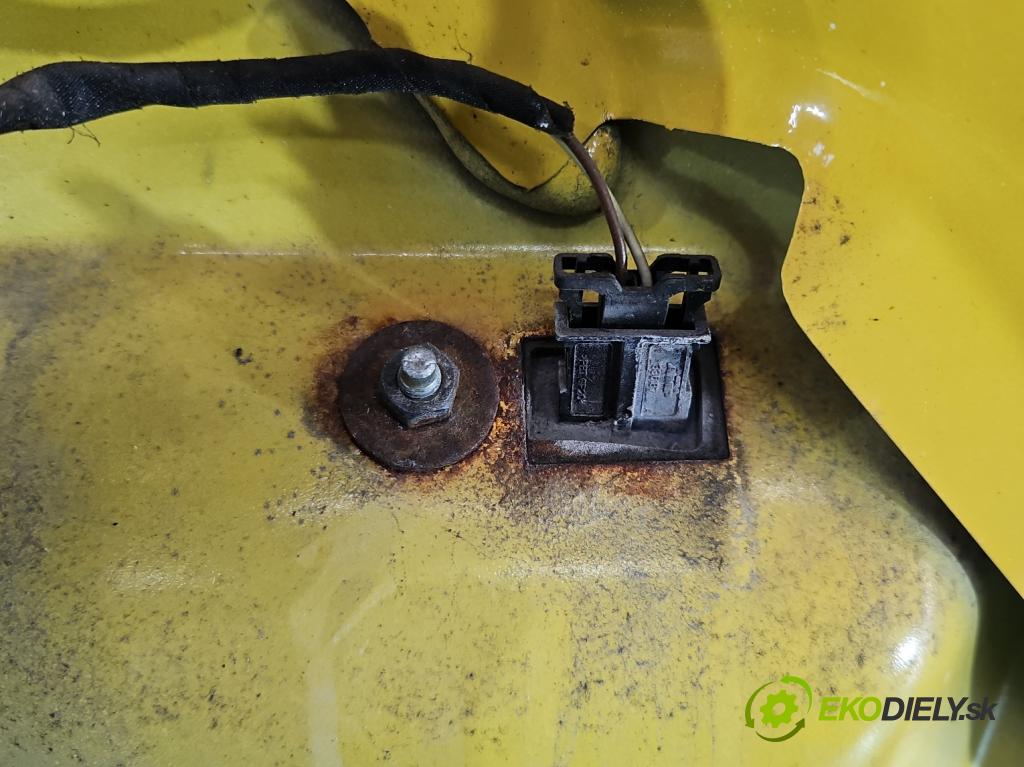 Vw Transporter T5 2003-2015 1.9 tdi 84KM manual 62 kW 1896 cm3 5- zadní kufrové dveře  (Zadní kapota (kufr))