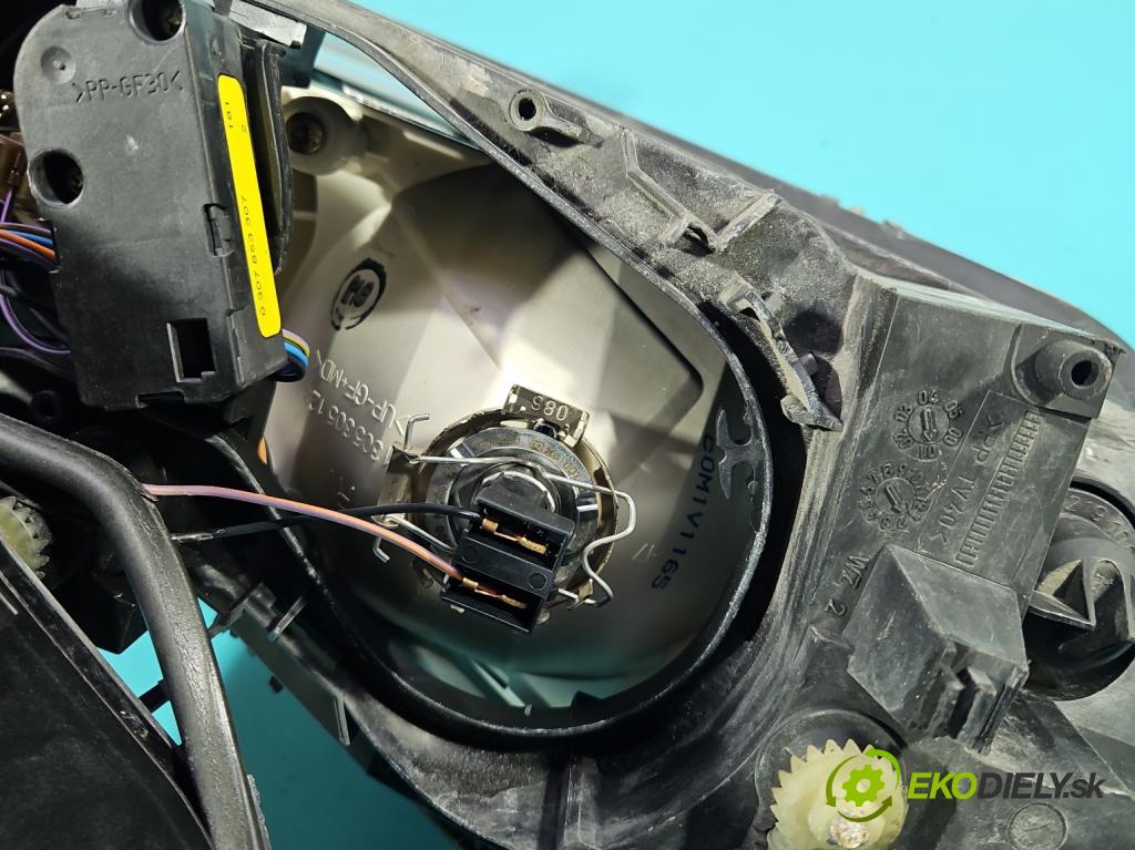 Ford Mondeo Mk3 2000-2007 1.8b 125 HP manual 92 kW 1798 cm3 4- Reflektor: ľavý 1S71-13006-AJ (Kľučka dverí ostatné)