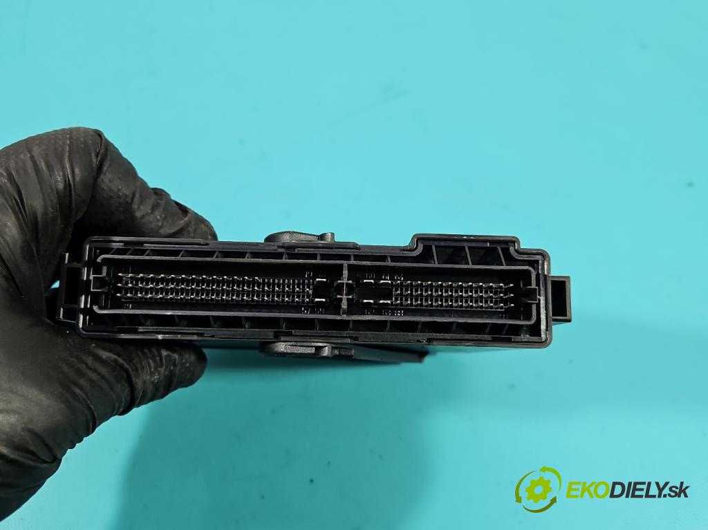 Opel Corsa C 2000-2006 1.2 16V 80 HP manual 59 kW 1229 cm3 3- riadiaca jednotka motora 0261208253