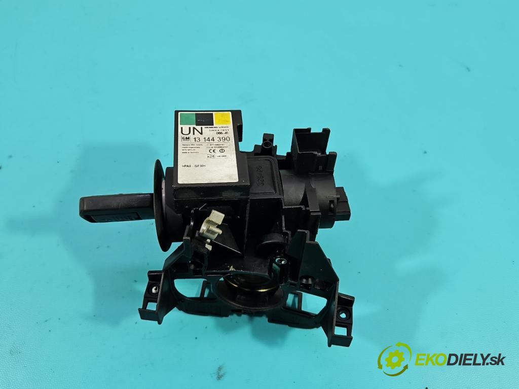 Opel Corsa C 2000-2006 1.2 16V 80 HP manual 59 kW 1229 cm3 3- riadiaca jednotka motora 0261208253