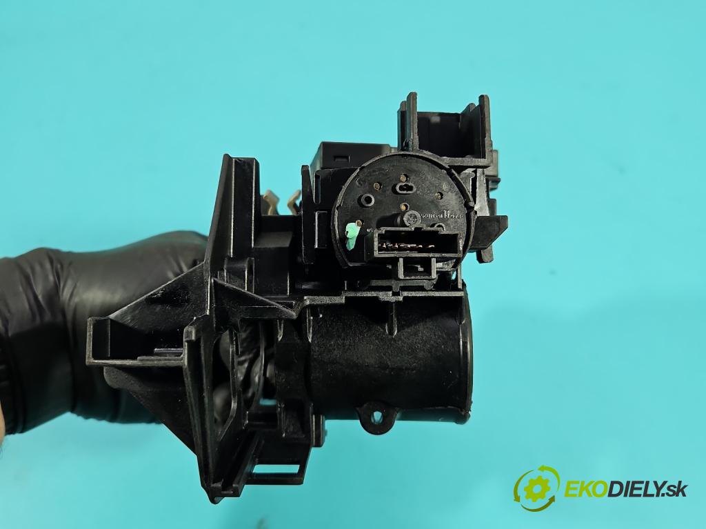 Opel Corsa C 2000-2006 1.2 16V 80 HP manual 59 kW 1229 cm3 3- riadiaca jednotka motora 0261208253