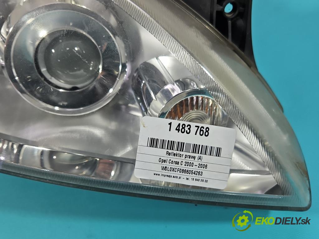 Opel Corsa C 2000-2006 1.2 16V 80 HP manual 59 kW 1229 cm3 3- Reflektor: pravý 0096726 (Svetlo predné pravé)