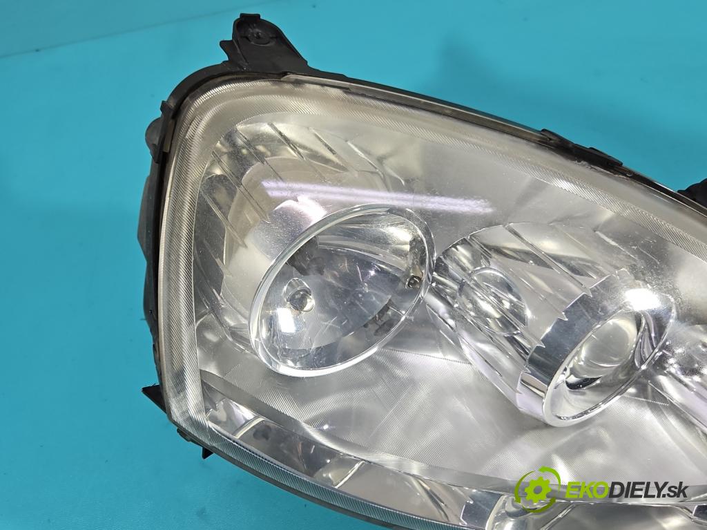 Opel Corsa C 2000-2006 1.2 16V 80 HP manual 59 kW 1229 cm3 3- Reflektor: pravý 0096726 (Svetlo predné pravé)