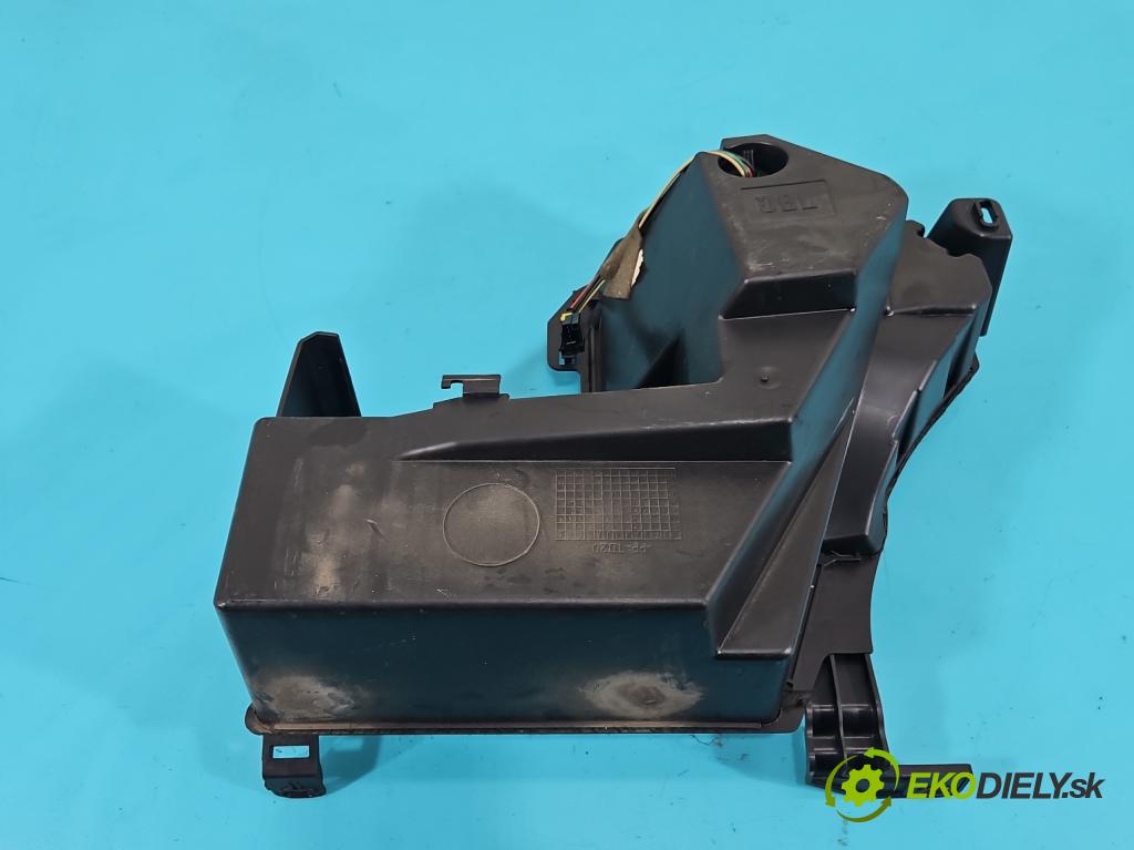Peugeot 407 2.0 hdi 136hp manual 100 kW 1997 cm3 5- reproduktory komplet 9650581780