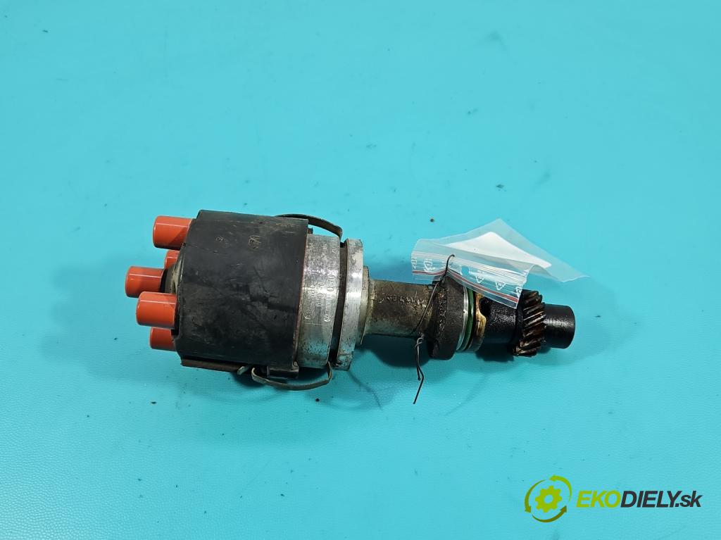 Audi A4 B5 1994-2001 1.6 101 HP manual 74 kW 1595 cm3 4- rozdeľovač 0237520059 (Rozdeľovač)