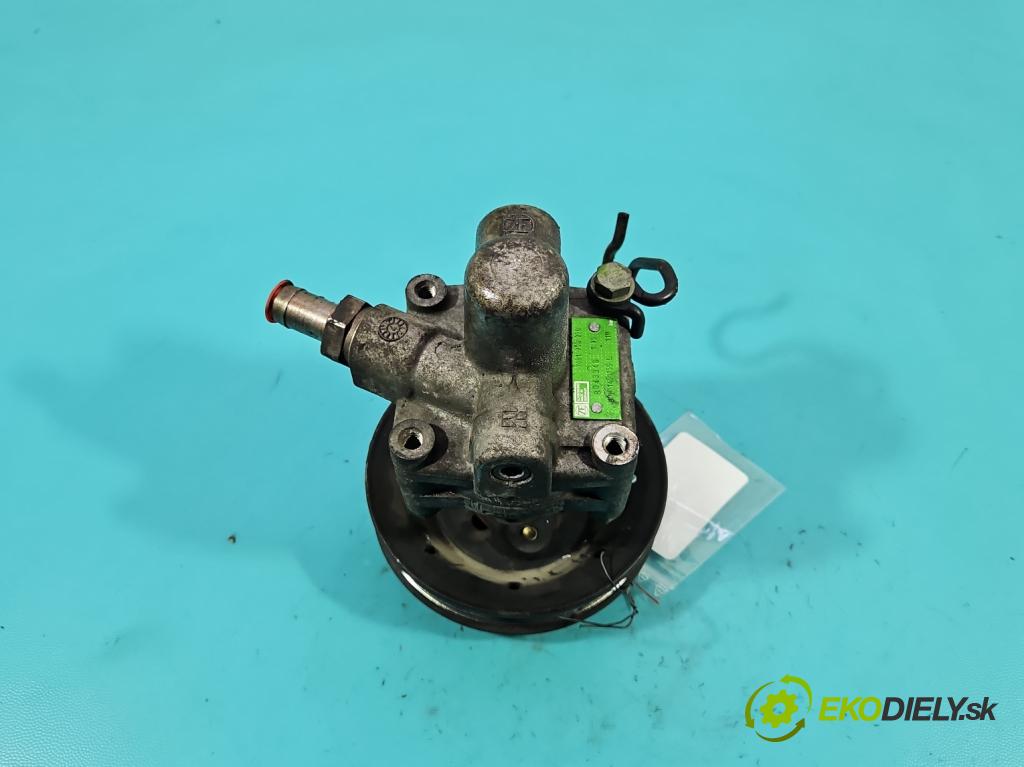 Audi A4 B5 1994-2001 1.6 101 HP manual 74 kW 1595 cm3 4- čerpadlo posilovač 8D0145155L (Servočerpadlo)