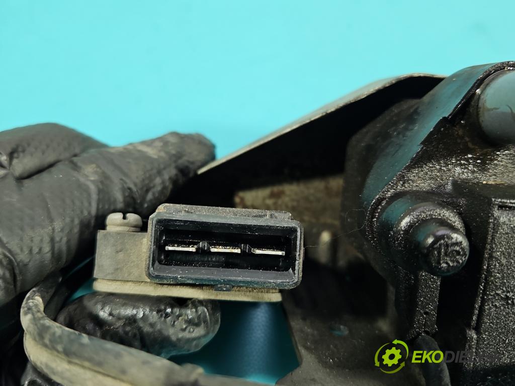 Audi A4 B5 1994-2001 1.6 101 HP manual 74 kW 1595 cm3 4- cievka zapaľovacia 8D0905105 (Zapaľovacia cievka)