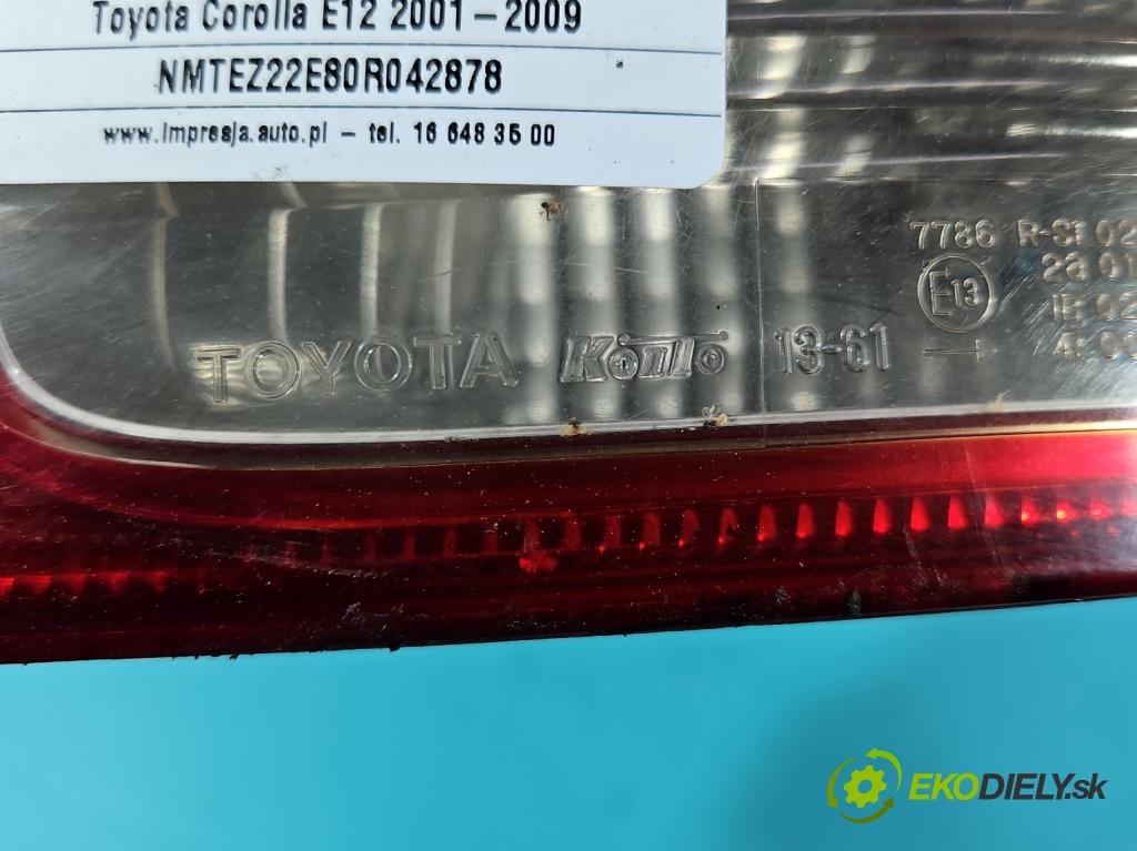 Toyota Corolla E12 2001-2009 1.6 vvti 110 HP manual 81 kW 1598 cm3 5- svetlo / reflektor zadné pravé  (Kľučka dverí ostatné)