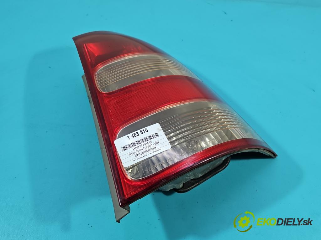 Toyota Corolla E12 2001-2009 1.6 vvti 110 HP manual 81 kW 1598 cm3 5- svetlo / reflektor zadné pravé  (Kľučka dverí ostatné)