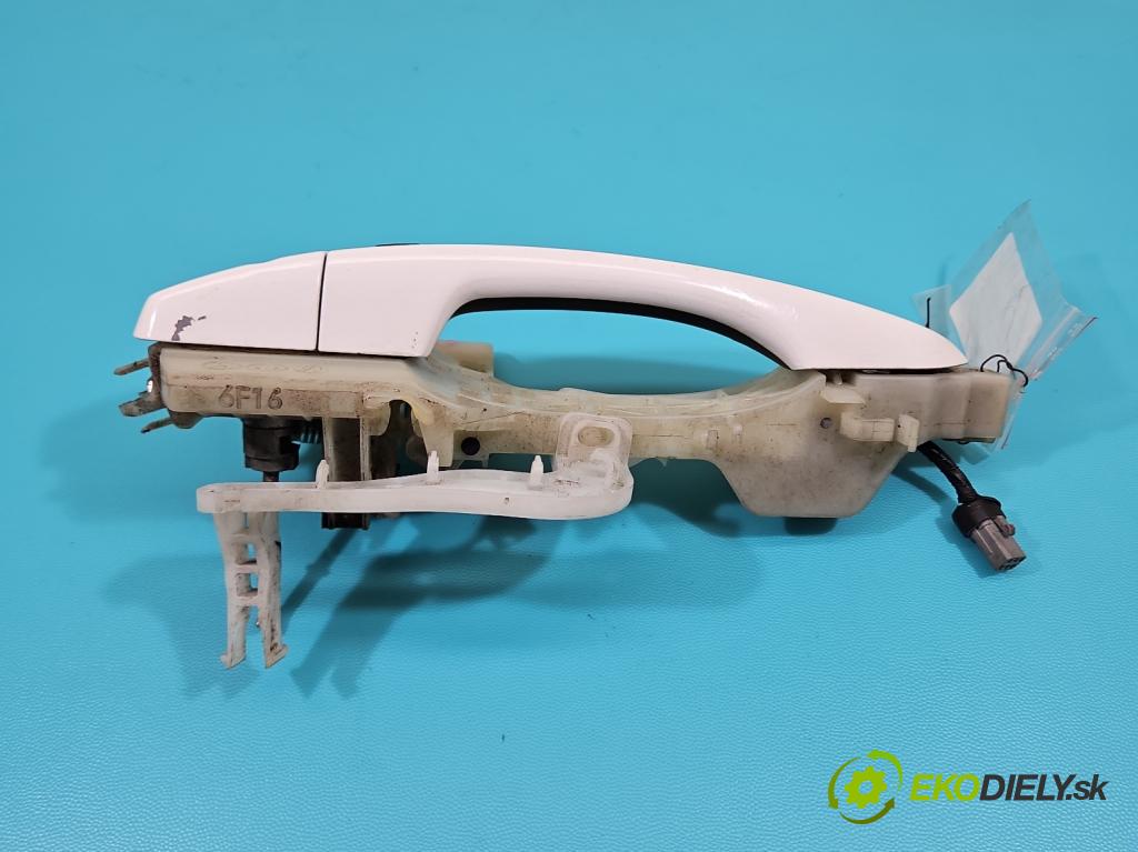 Hyundai Tucson III 2015-2020 2.0 crdi 136 HP automatic 100 kW 1999 cm3 5- rukoväť predné ľavé mimo:  (Kľučka dverí vonkajšia predná ľavá)