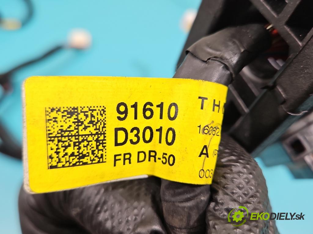 Hyundai Tucson III 2015-2020 2.0 crdi 136 HP automatic 100 kW 1999 cm3 5- Zväzok: dvere predné pravých 91610-D3010