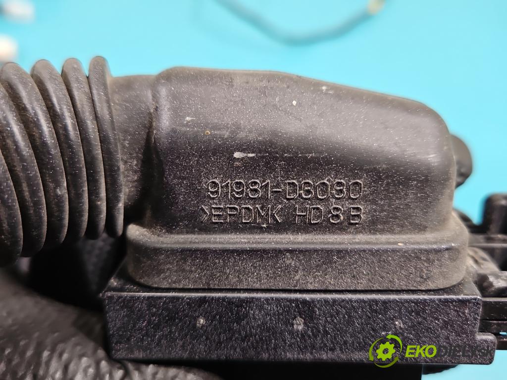 Hyundai Tucson III 2015-2020 2.0 crdi 136 HP automatic 100 kW 1999 cm3 5- Zväzok: dvere predné pravých 91610-D3010