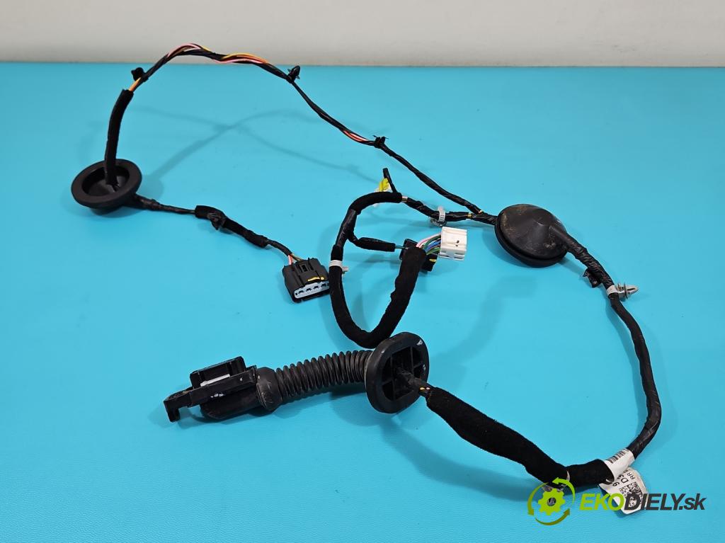 Hyundai Tucson III 2015-2020 2.0 crdi 136 HP automatic 100 kW 1999 cm3 5- Zväzok: dvere zadné vľavo: 91650D3030