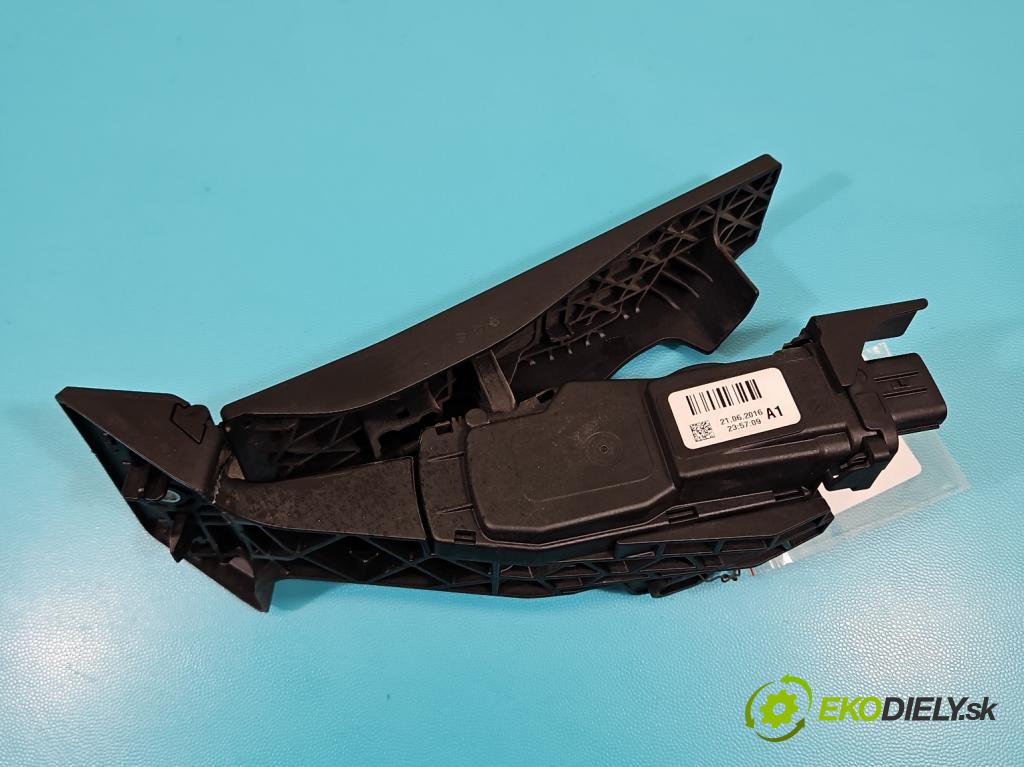 Hyundai Tucson III 2015-2020 2.0 crdi 136hp automatic 100 kW 1999 cm3 5- pedal plyn: potenciometr: 324144-00