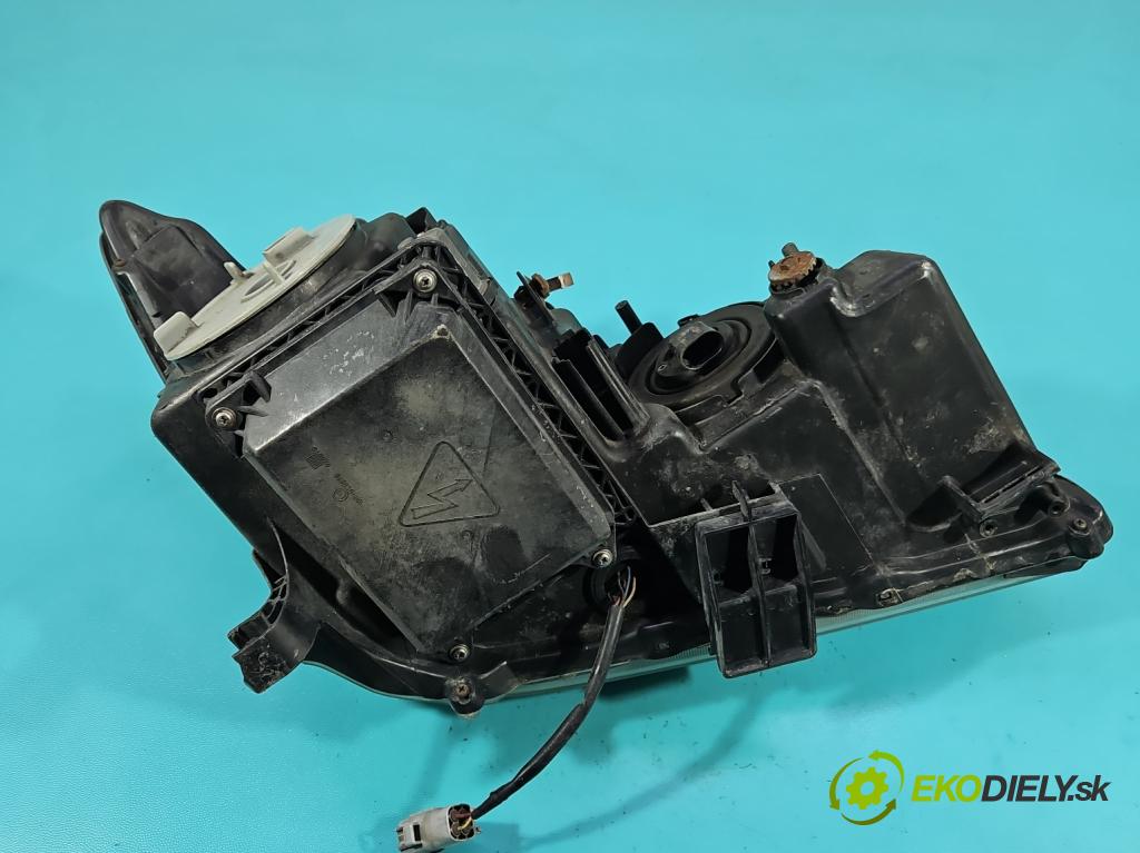 Lexus RX II 2003-2008 3.5 V6 automatic 203 kW 3456 cm3 5- Reflektor: ľavý  (Kľučka dverí ostatné)