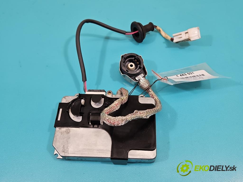 Lexus RX II 2003-2008 3.5 V6 automatic 203 kW 3456 cm3 5- střídač: xenon 85967-51010 (Riadiaca jednotka xenónu)