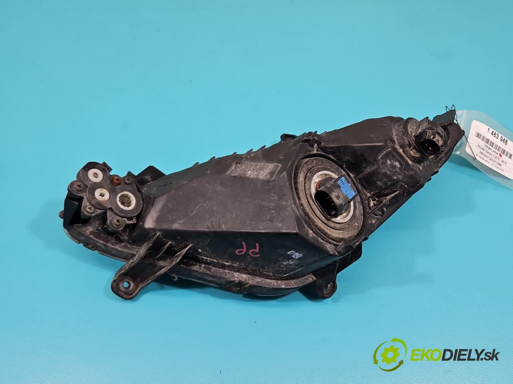 Hyundai Elantra V 2010-2016 1.6 GDI 132 hp manual 97 kW 1591 cm3 4- Halogen pravý 92202-3X230 (Klika dveří ostatní)