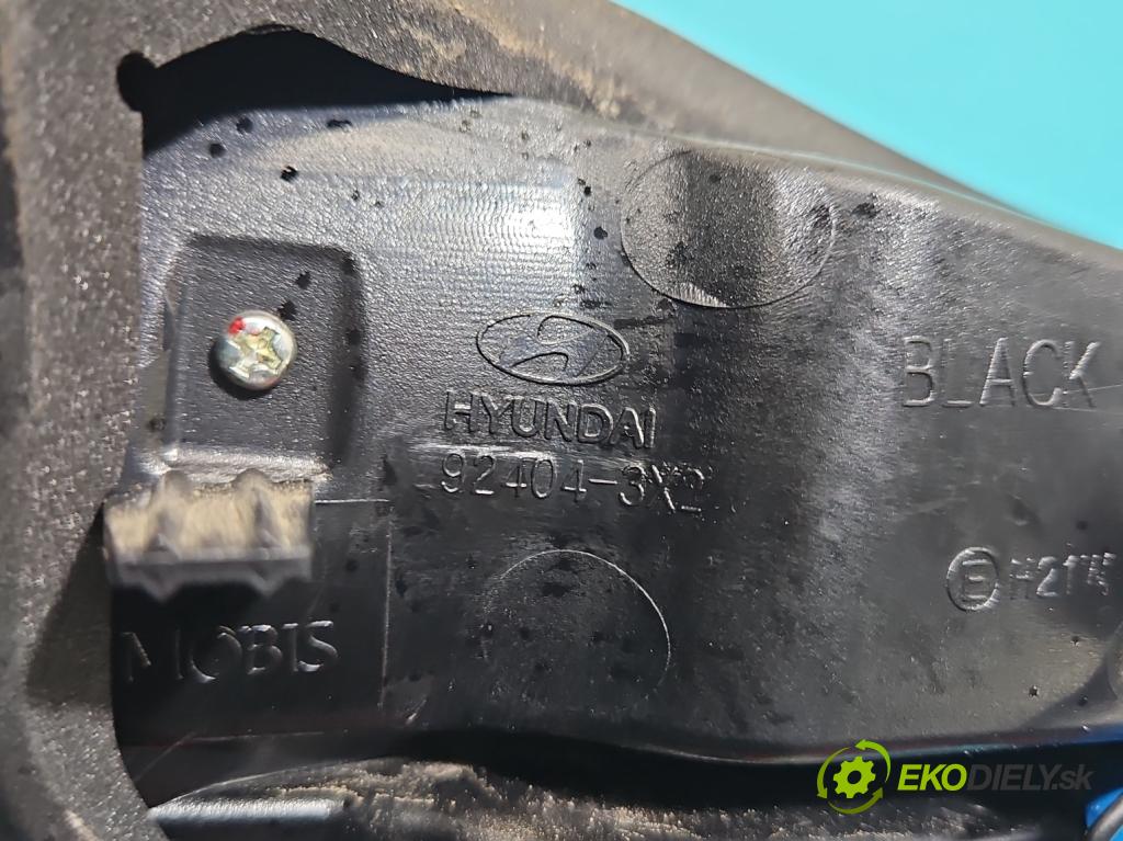 Hyundai Elantra V 2010-2016 1.6 GDI 132  HP manual 97 kW 1591 cm3 4- svetlo / reflektor zadné pravé 92404-3X2 (Kľučka dverí ostatné)