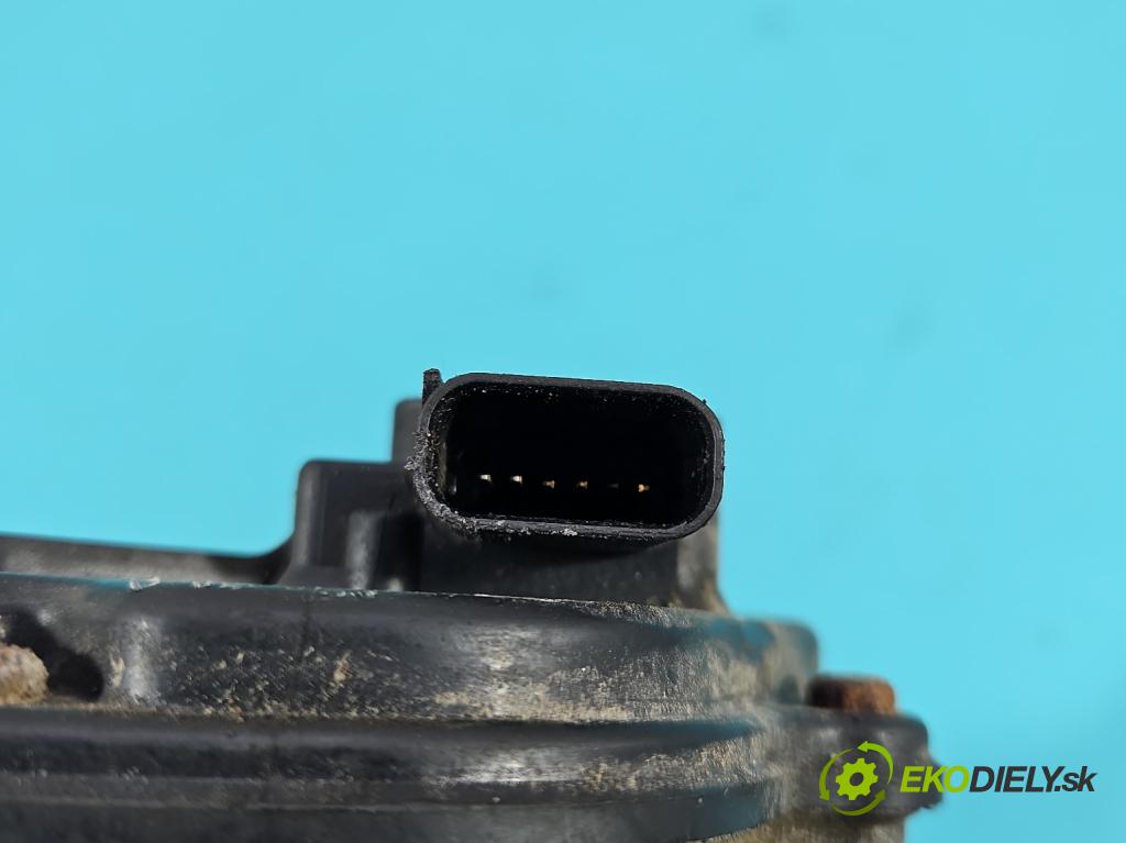 Ford C-Max I 2003-2010 1.8 16V 120 HP manual 88 kW 1798 cm3 5- klapka VP4M5U-9E927-A (Škrtiaca klapka)