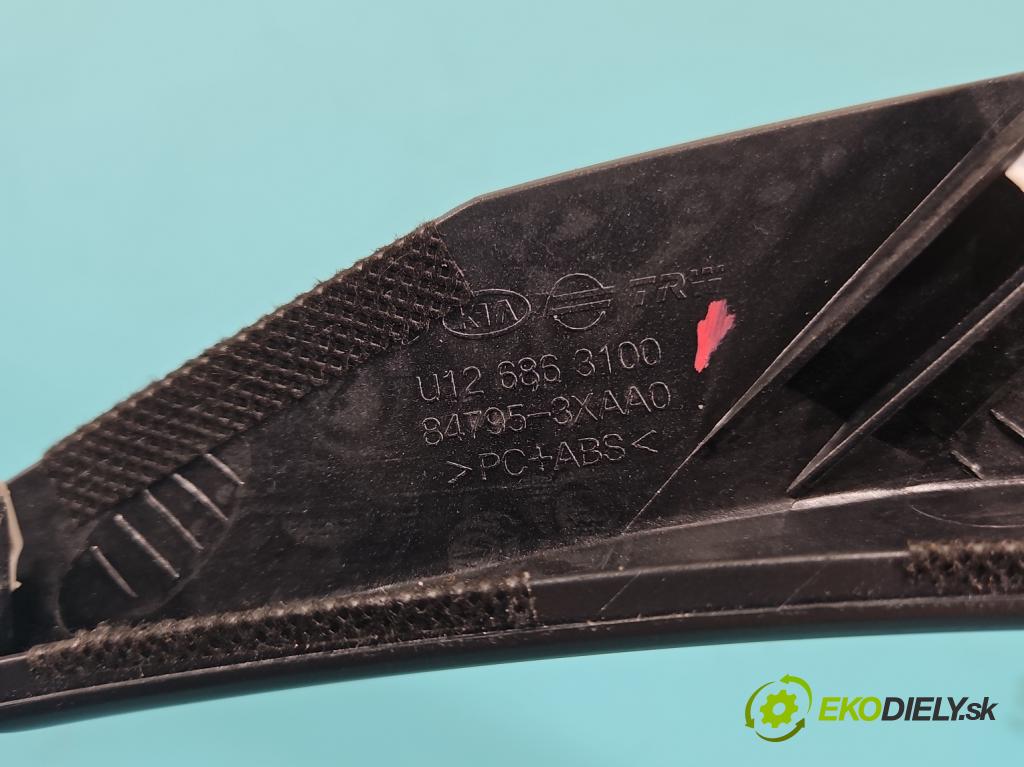 Hyundai Elantra V 2010-2016 1.6 GDI 132  HP manual 97 kW 1591 cm3 4- Mřížka: kúrenia stredová 84795-3XAA0 (Mriežka kúrenia (fukár))