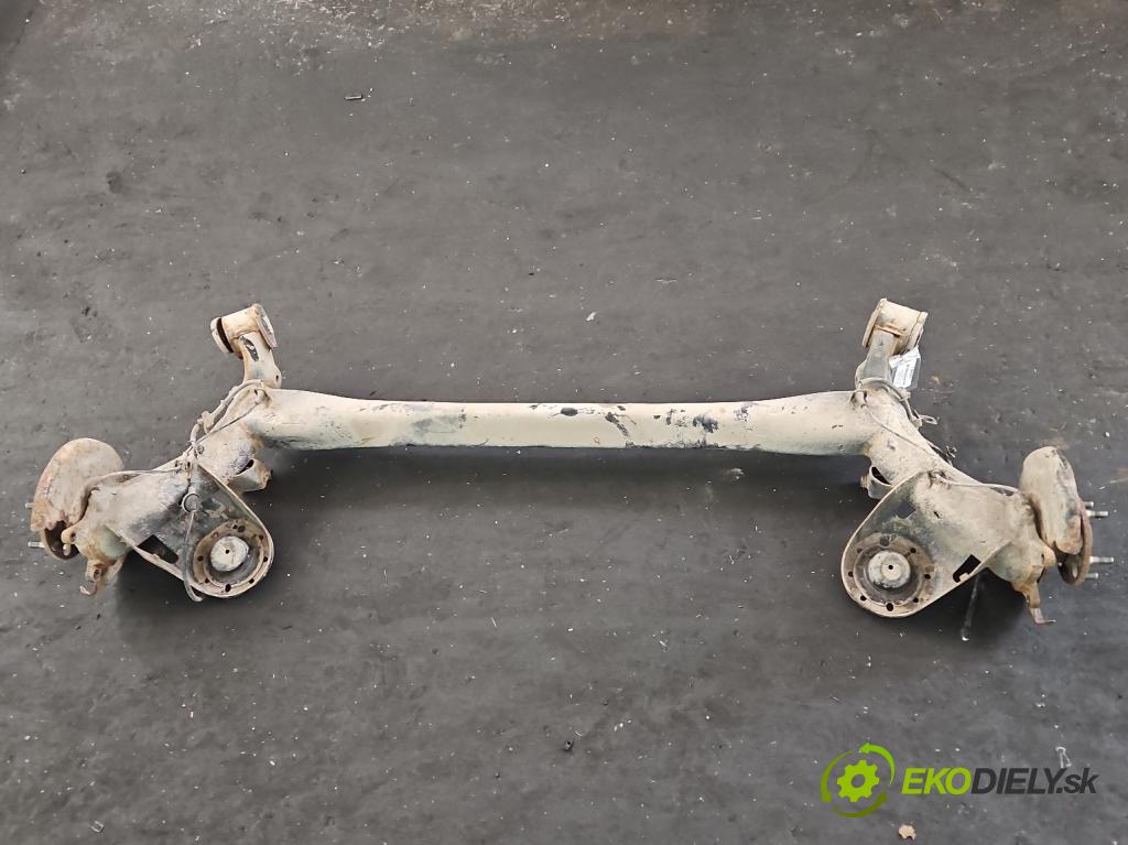 Hyundai Elantra V 2010-2016 1.6 GDI 132 hp manual 97 kW 1591 cm3 4- zadní výztuha  (Zadní výztuha)