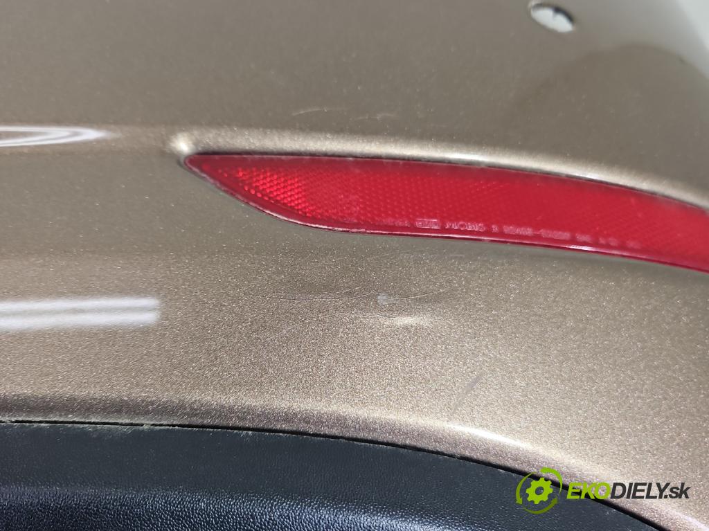 Hyundai Elantra V 2010-2016 1.6 GDI 132 hp manual 97 kW 1591 cm3 4- nárazník zadní  (Klika dveří ostatní)