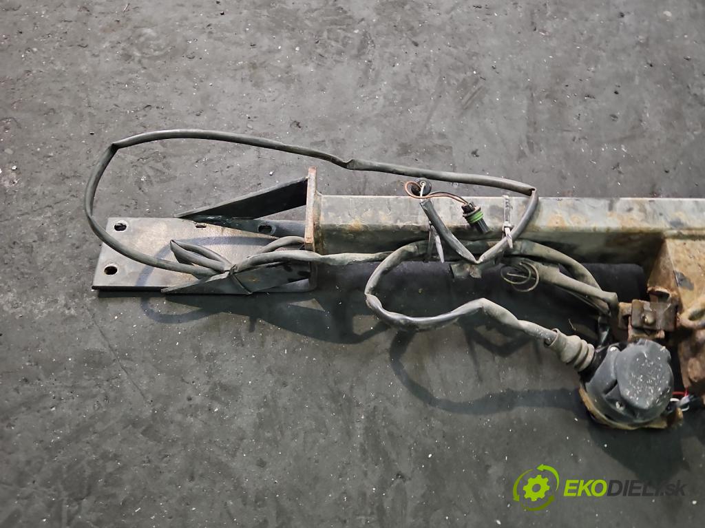 Opel Meriva A 2002-2010 1.8 16v 125 hp automatic 92 kW 1796 cm3 5- oko tažné  (Tažné zařízení)