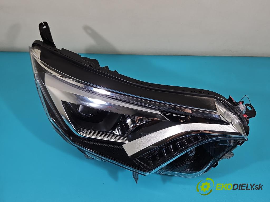 Toyota Rav4 IV 2013-2018 2.0 D4D 143 HP manual 105 kW 1995 cm3 5- Reflektor: pravý  (Svetlo predné pravé)