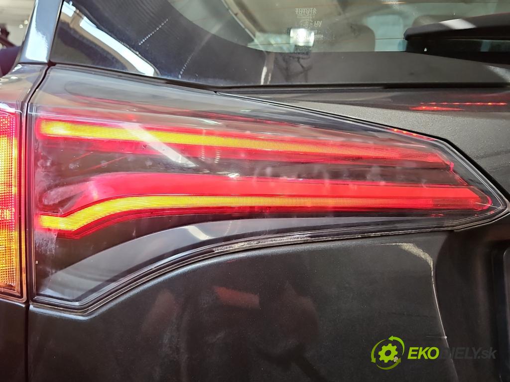 Toyota Rav4 IV 2013-2018 2.0 D4D 143 hp manual 105 kW 1995 cm3 5- světlo zadní levé 81590-42031 (Klika dveří ostatní)