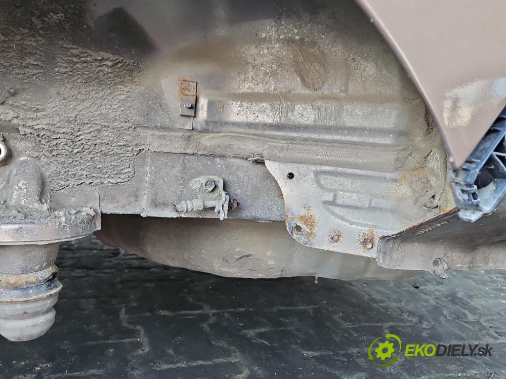 Hyundai Elantra V 2010-2016 1.6 GDI 132 hp manual 97 kW 1591 cm3 4- blatnik zadní levý
