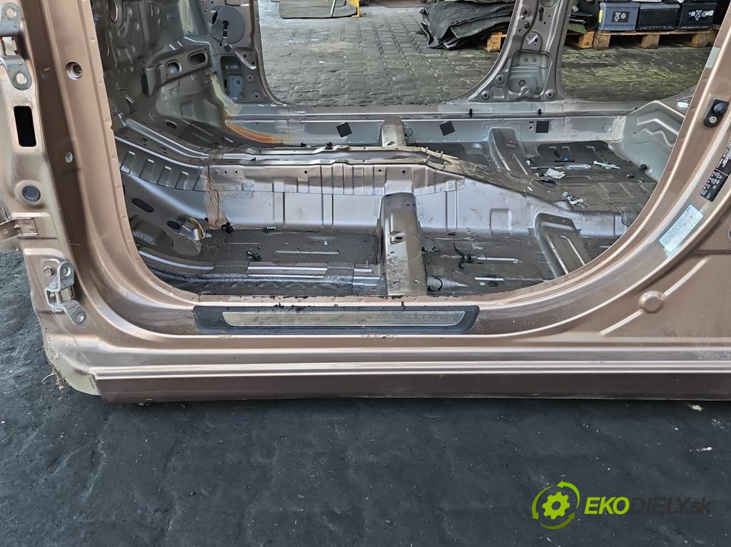 Hyundai Elantra V 2010-2016 1.6 GDI 132 hp manual 97 kW 1591 cm3 4- práh levý  (Karoserie ostatní)