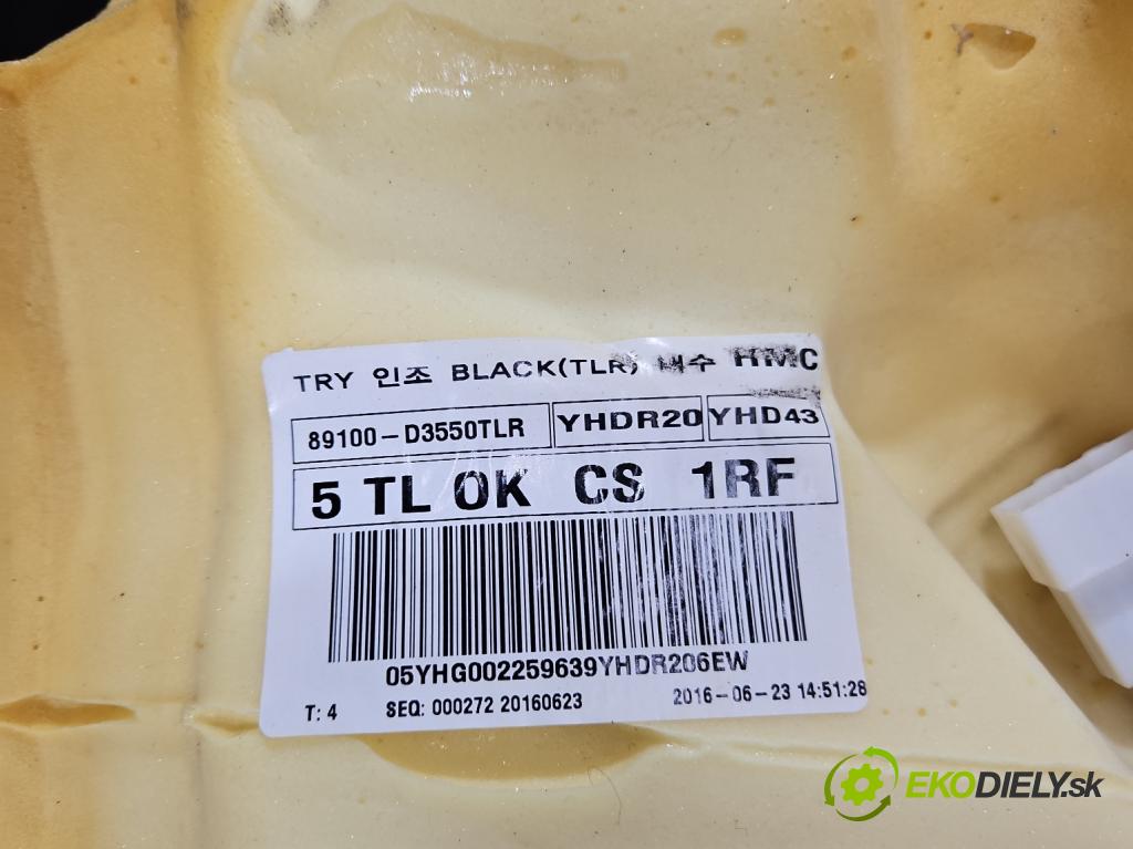 Hyundai Tucson III 2015-2020 2.0 crdi 136 HP automatic 100 kW 1999 cm3 5- Pohovka: zadné  (Sedadlo)