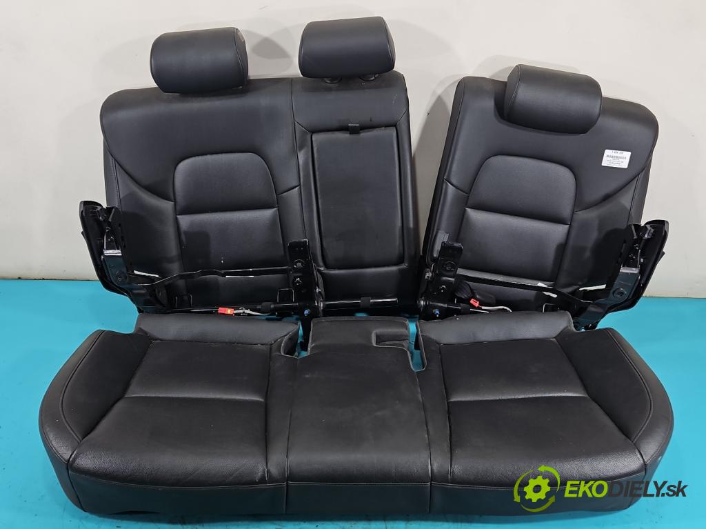 Hyundai Tucson III 2015-2020 2.0 crdi 136 HP automatic 100 kW 1999 cm3 5- Pohovka: zadné  (Sedadlo)