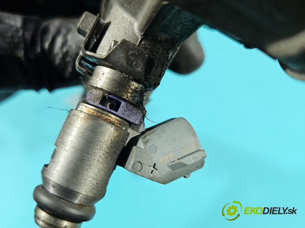 Seat Leon I 1999-2005 1.6 16v 105 HP manual 77 kW 1598 cm3 5- vstrek 036133319AL (Vstrekovač paliva)