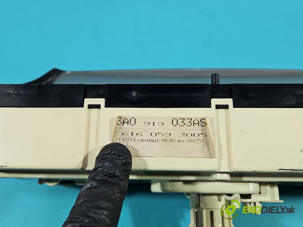 Vw Passat B4 1993-1997 2.0b 116 HP manual 85 kW 1984 cm3 5- prístrojovka/ budíky 3A0919033AS (Prístrojová doska)