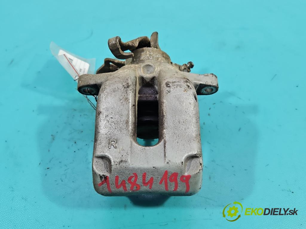 Peugeot 407 2.0 16V 140 HP manual 103 kW 1997 cm3 5- brzdič zadné pravý  (Kľučka dverí ostatné)