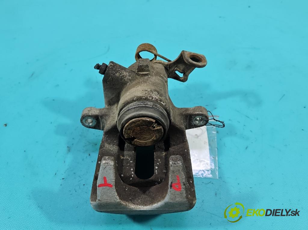 Peugeot 407 2.0 16V 140 HP manual 103 kW 1997 cm3 5- brzdič zadné pravý  (Kľučka dverí ostatné)