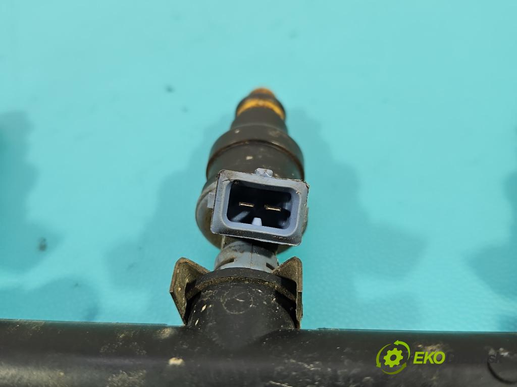 Land rover Freelander I 1998-2006 1.8 16v 120 HP manual 88 kW 1796 cm3 3- vstrek 0280150703 (Vstrekovač paliva)