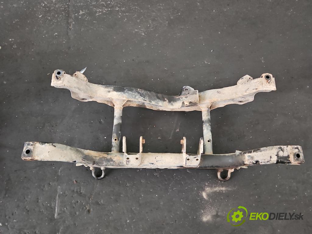 Land rover Freelander I 1998-2006 1.8 16v 120 hp manual 88 kW 1796 cm3 3- zadní výztuha  (Zadní výztuha)