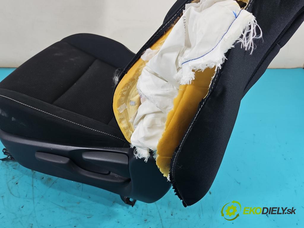 Toyota Rav4 IV 2013-2018 2.0 D4D 143 HP manual 105 kW 1995 cm3 5- Sedačka ľavý  (Sedadlo)