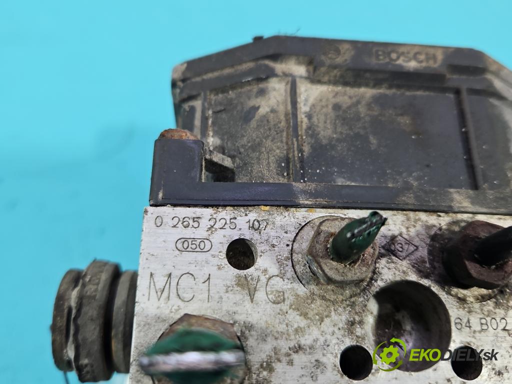 Renault Scenic I 1996-2003 1.6 16V 107 HP manual 79 kW 1598 cm3 5- čerpadlo abs 0265950046 (Pumpa ABS)