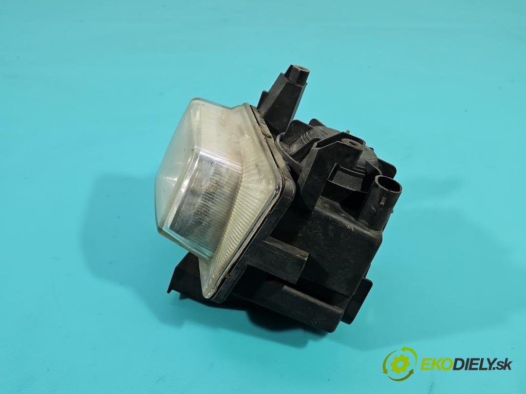 Opel Vectra C 2002-2008 1.9 cdti 120 hp manual 88 kW 1910 cm3 5- Halogen pravý 13162130 (Klika dveří ostatní)